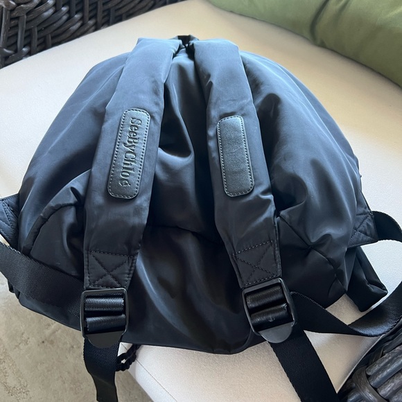 Almost new - Picture 3 of 5